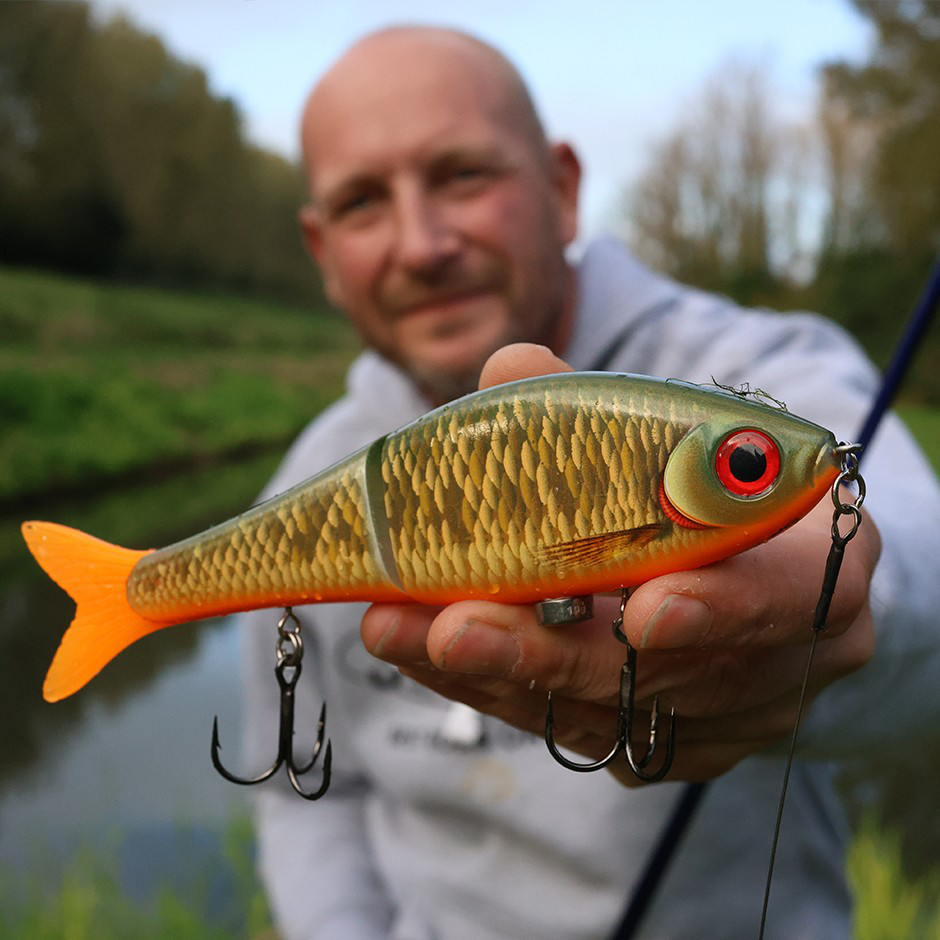 Super Shadow Rap Glide 16