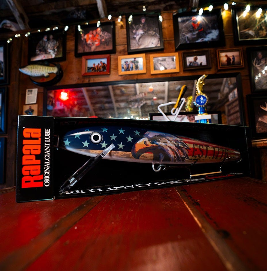 Bald Eagle Rapala® 29" Giant Floating Lure