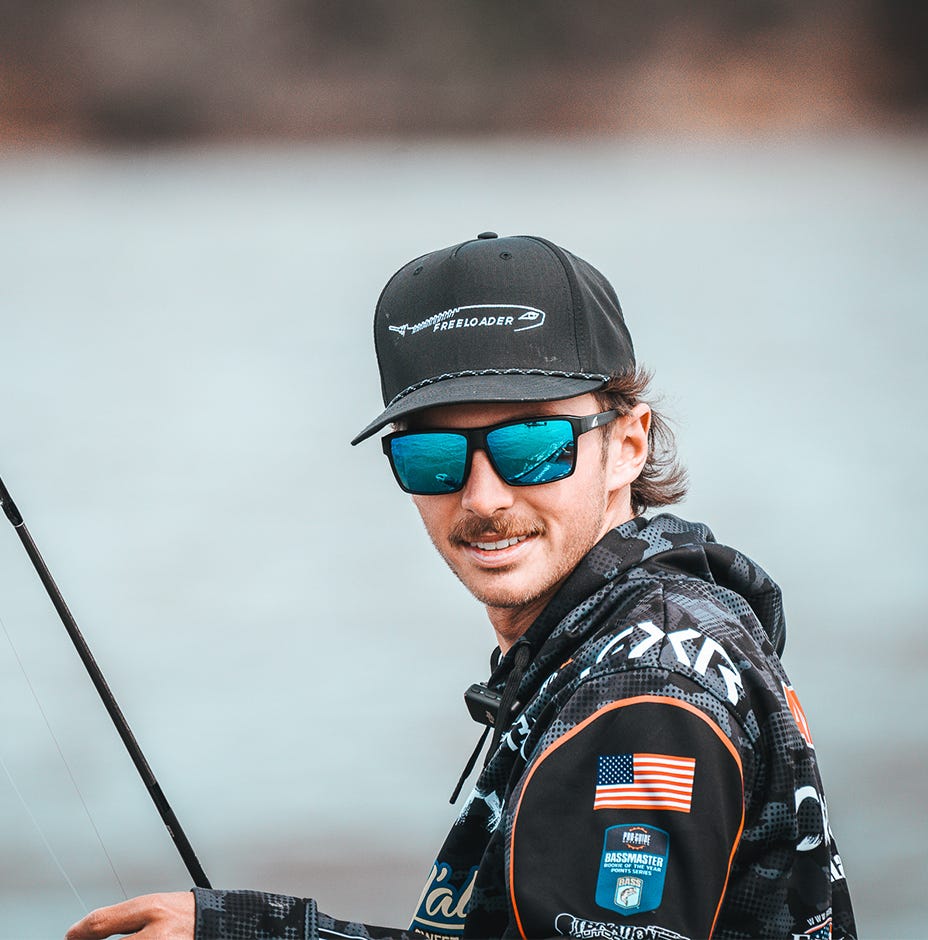 Freeloader™ Stitch Hat Black White